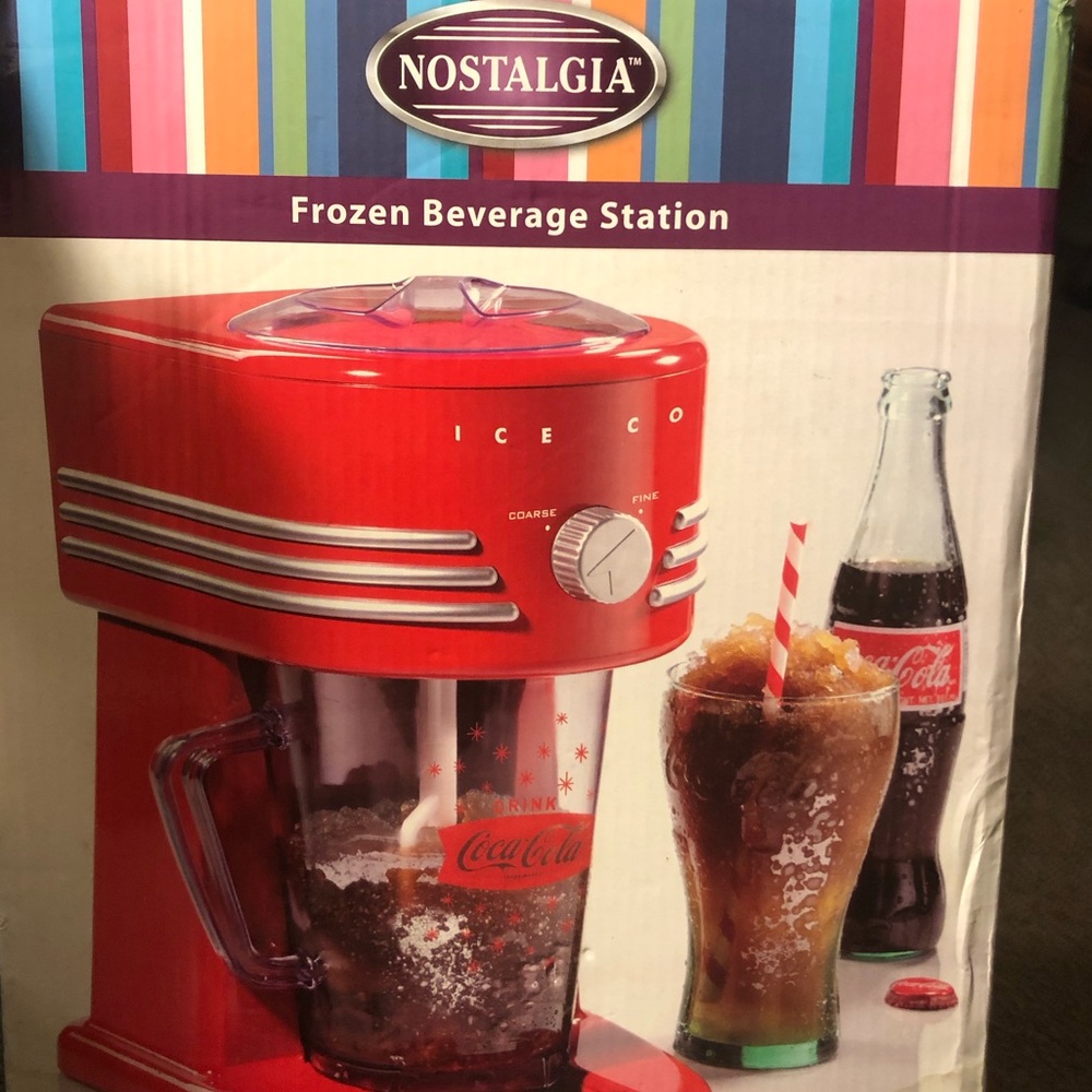 New Nostalgia Coca-Cola ICEE Slushy Maker Frozen Soda Machine   ****** NO BOX***
